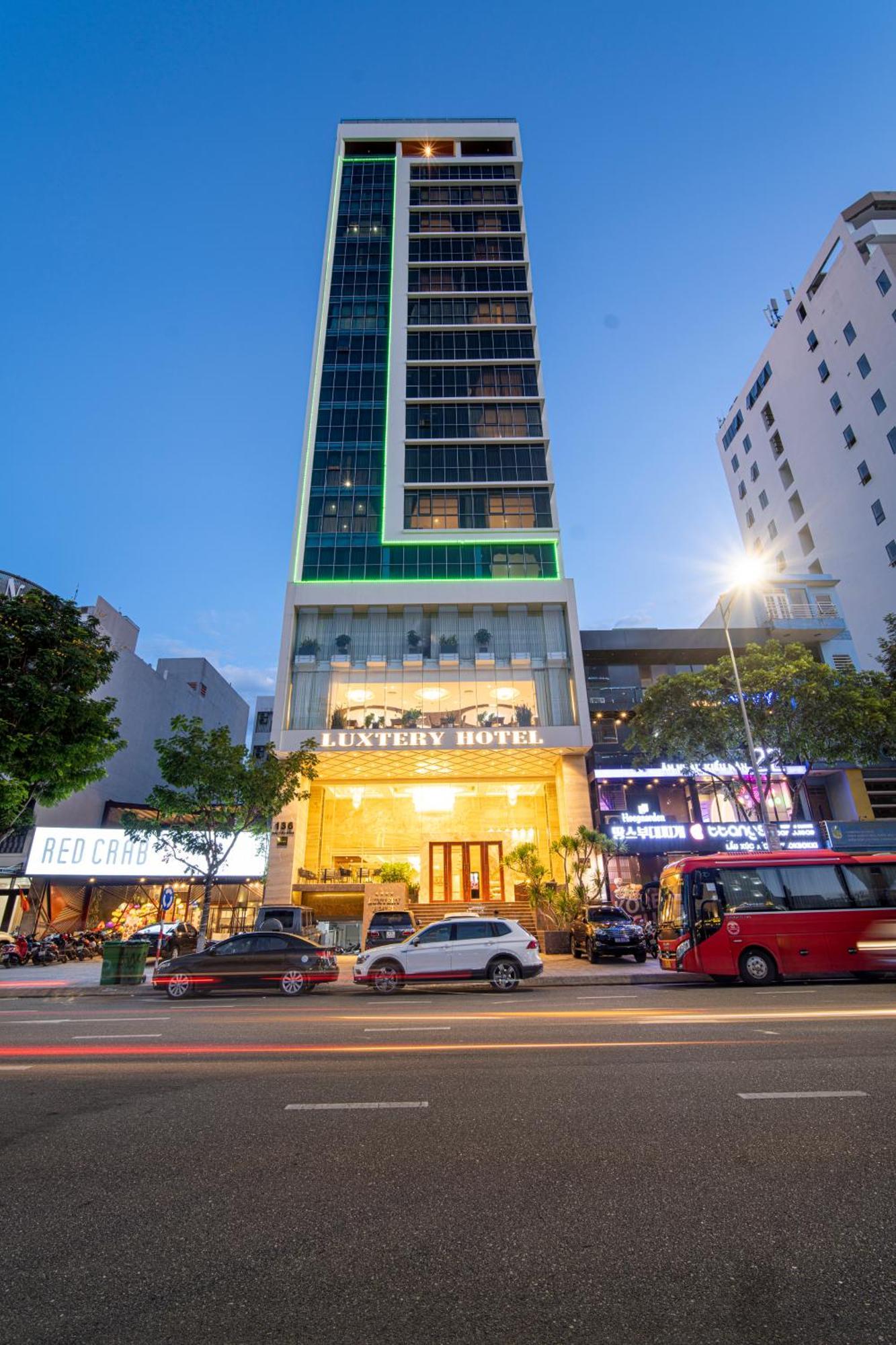 Luxtery Hotel & Spa Đà Nẵng Exterior foto