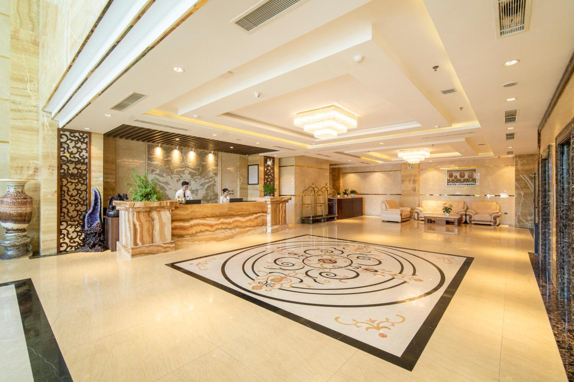 Luxtery Hotel & Spa Đà Nẵng Exterior foto
