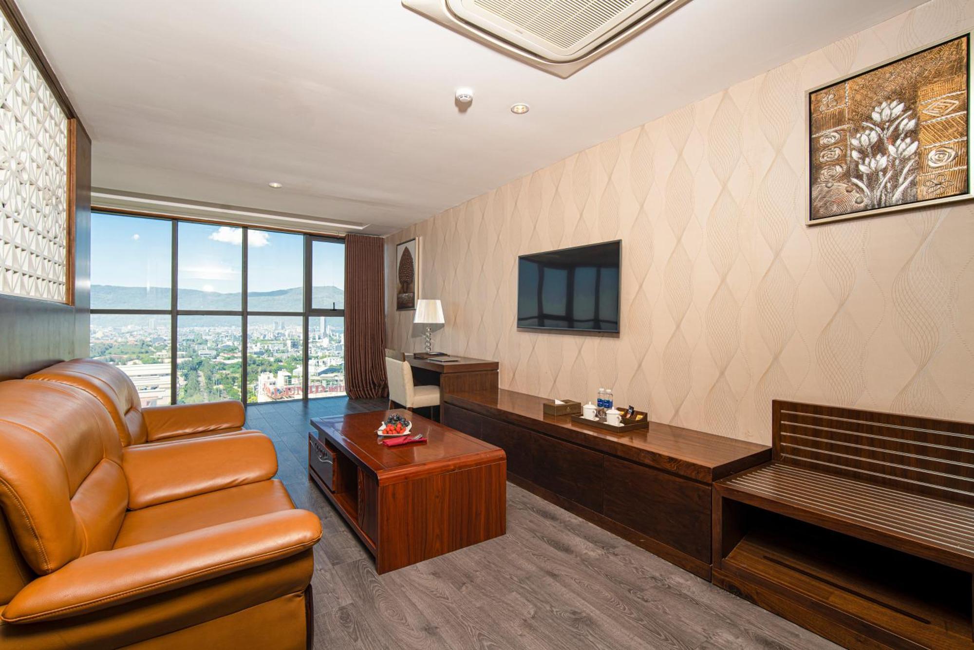 Luxtery Hotel & Spa Đà Nẵng Exterior foto