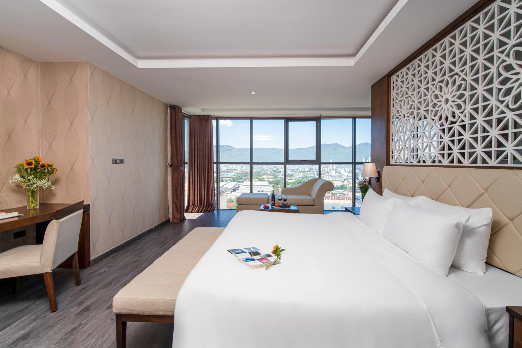 Luxtery Hotel & Spa Đà Nẵng Exterior foto
